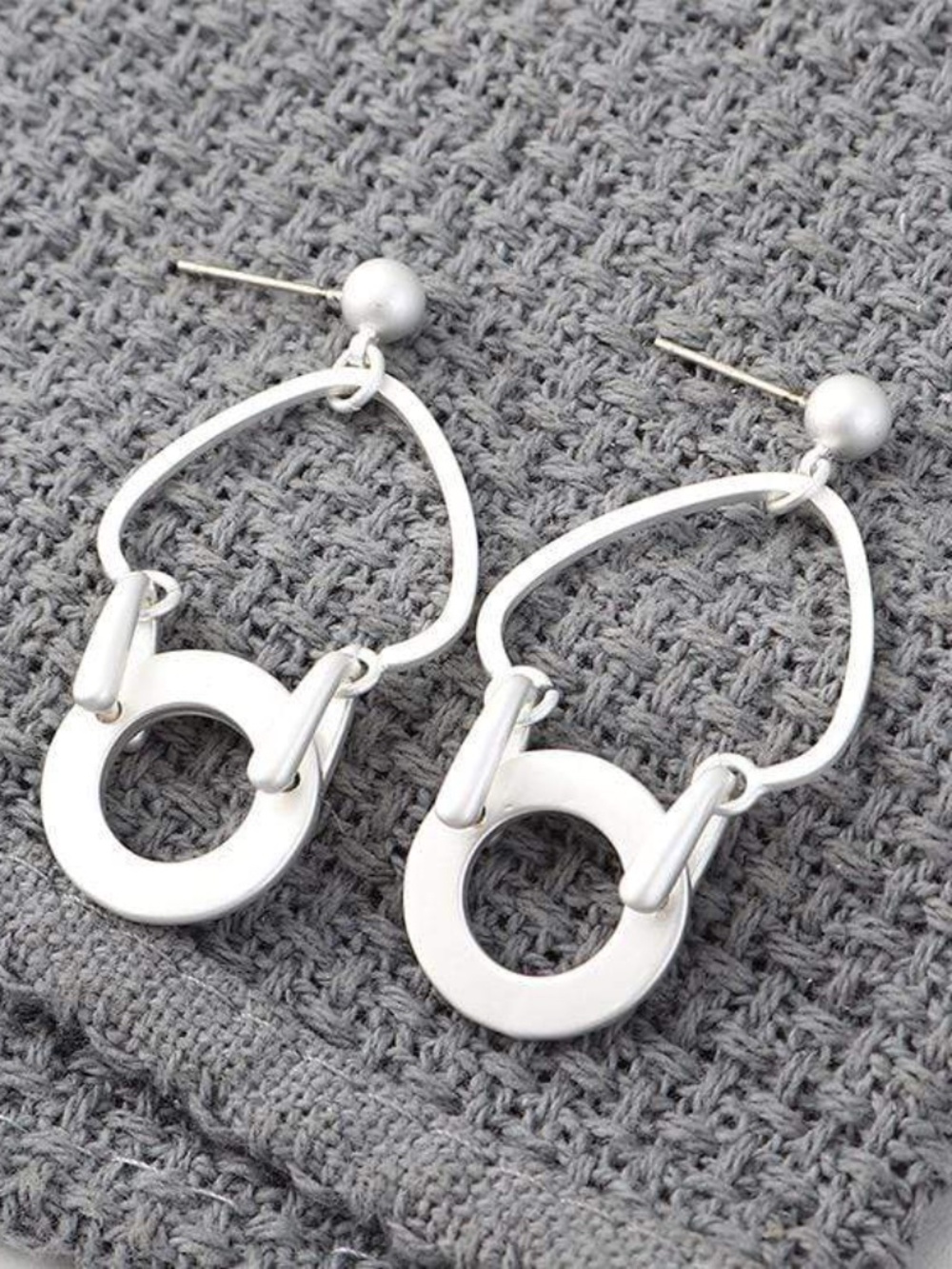 Womens Silver Non-Tarnish Small Hoop Earrings‎